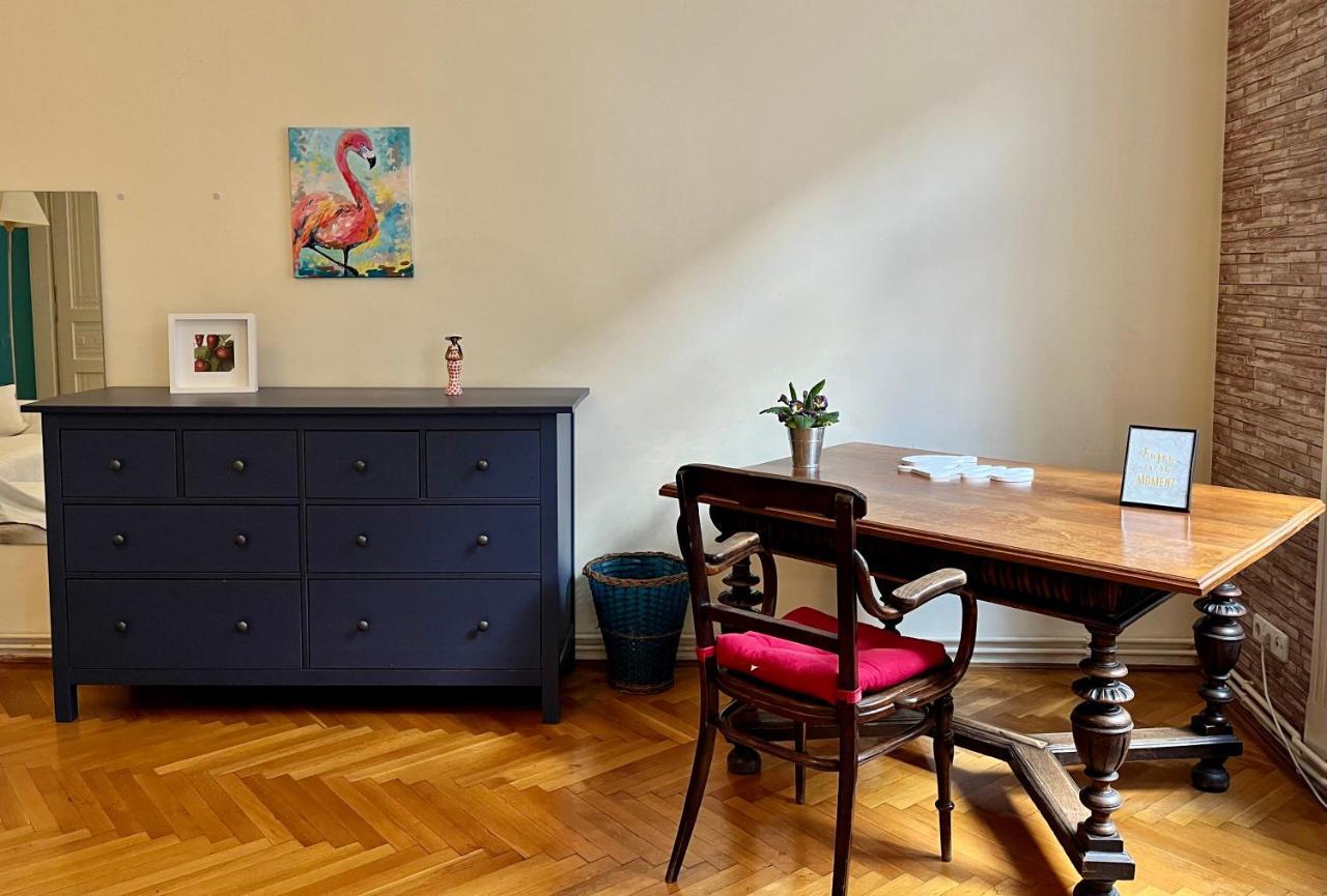 Zen Hostel By Central Market บูดาเปสต์ ภายนอก รูปภาพ