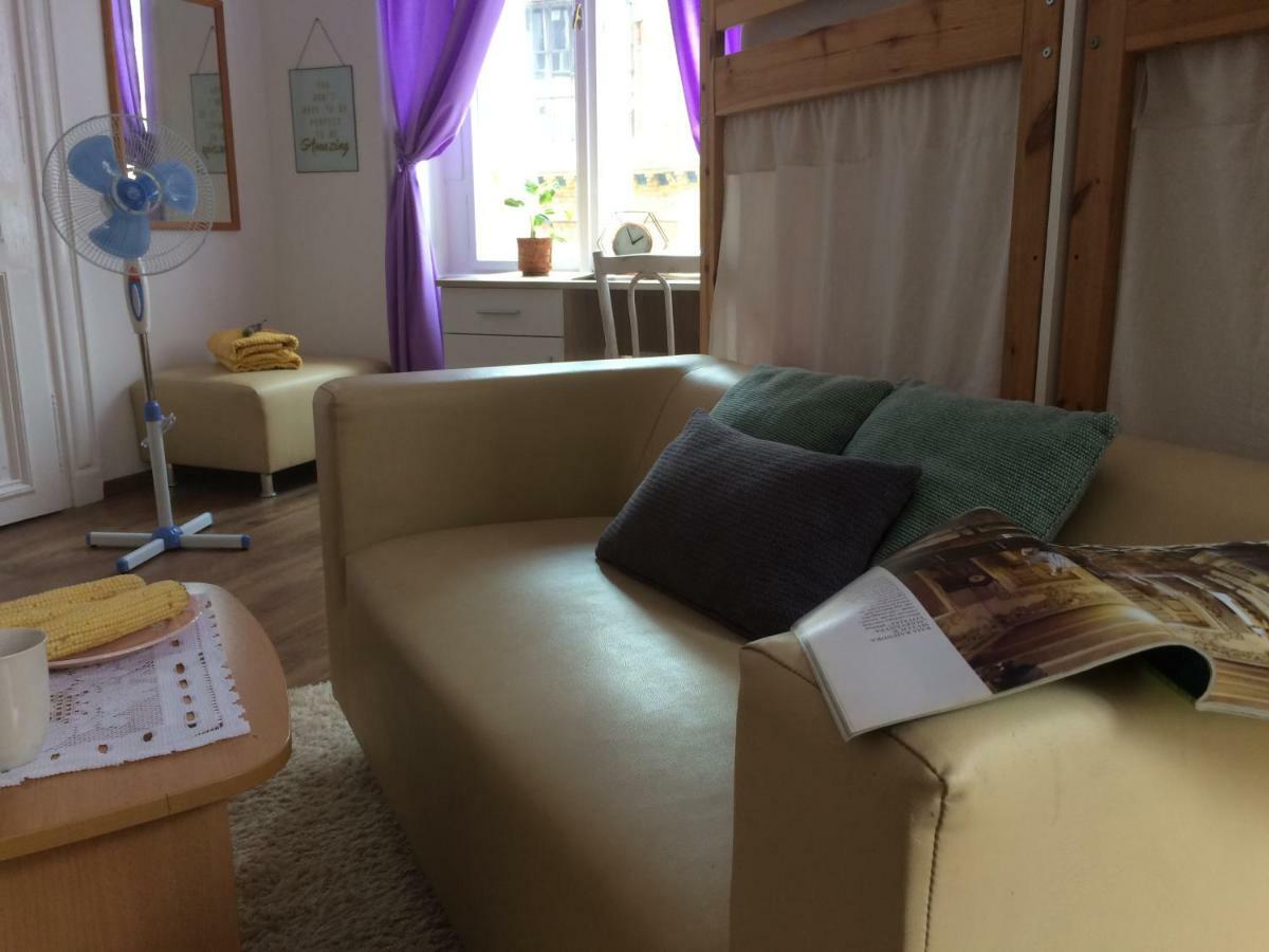 Zen Hostel By Central Market บูดาเปสต์ ภายนอก รูปภาพ